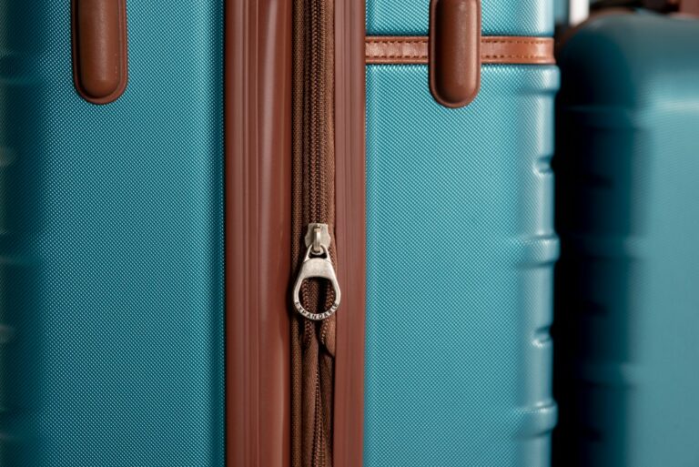 Top Five Features to Look for in Quality Travel Luggage
